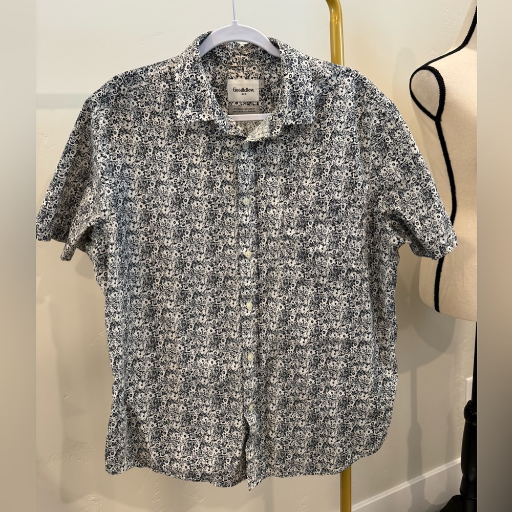 Goodfellow & Co Men's Northrop Button Down Shirt. Large. 100% Cotton.